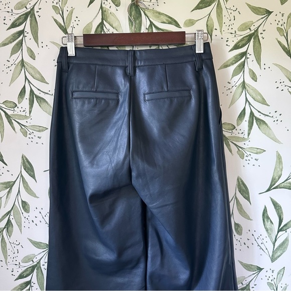 Kut From the Kloth Abrielle Faux Leather Wide Leg Trousers. Size 00. NWT. Navy. - Picture 4 of 13